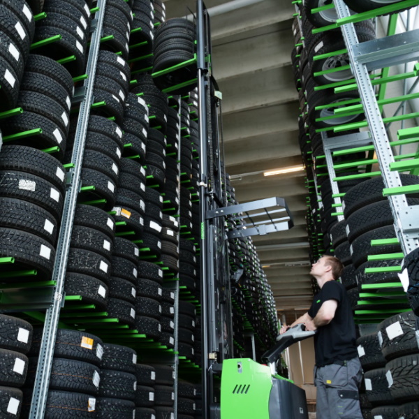 Frendix TireSTORAGE — Regały na opony